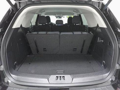 Used 2025 Ford Explorer Active image 28