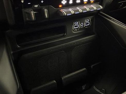 Used 2023 RAM 1500 Limited AWD/4WD image 32
