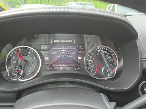 Used 2022 RAM 2500 Laramie w/ Night Edition AWD/4WD image 22