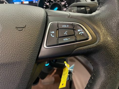 Used 2018 Ford Escape SEL FWD image 13
