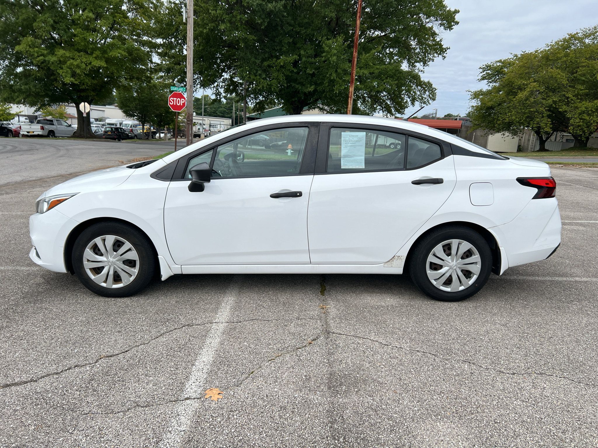 Used 2021 Nissan Versa S FWD image 6