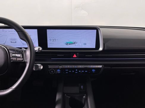 Used 2023 Hyundai Ioniq 6 SEL RWD image 16