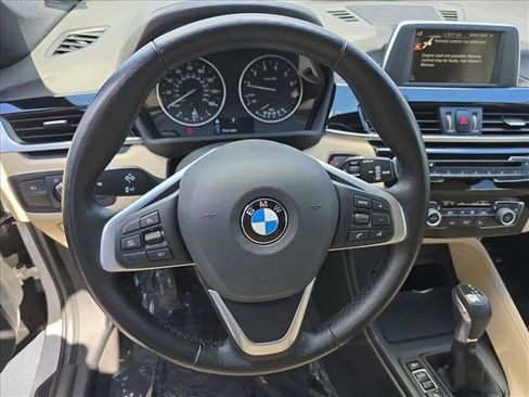 Used 2017 BMW X1 xDrive28i AWD/4WD image 18