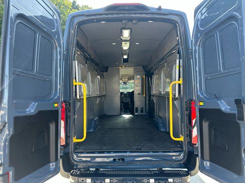 Used 2020 Ford Transit 250 148 High Roof Extended RWD image 13