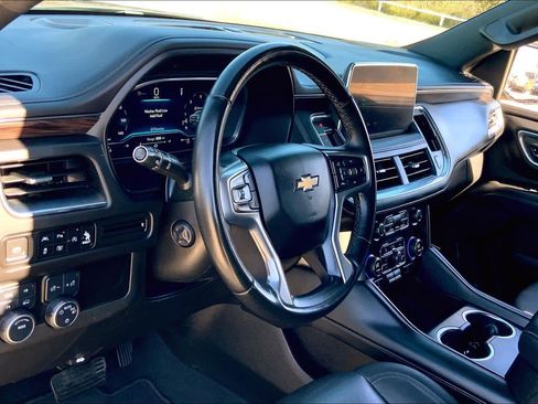 Used 2023 Chevrolet Tahoe LT w/ Luxury Package AWD/4WD image 18