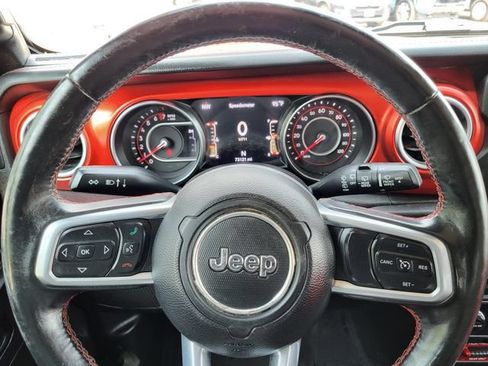 Used 2019 Jeep Wrangler Unlimited Rubicon w/ Dual Top Group AWD/4WD image 15