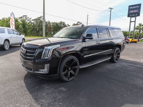 Used 2015 Cadillac Escalade ESV Luxury RWD image 4