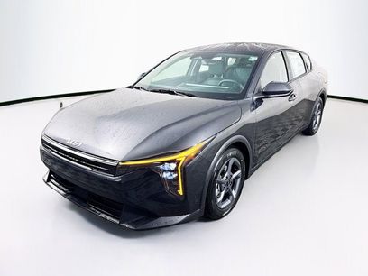 New 2026 Kia K4 LXS