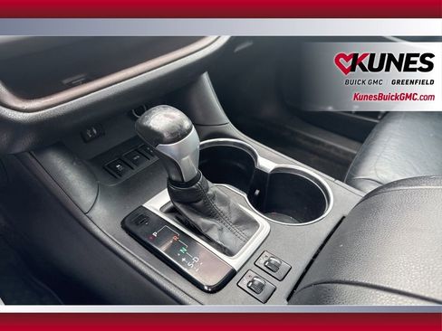 Used 2014 Toyota Highlander XLE AWD/4WD image 28