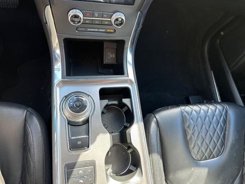 Used 2023 Ford Edge Titanium w/ Equipment Group 301A AWD/4WD image 15
