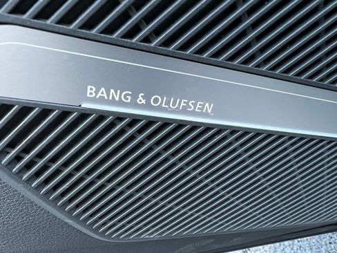 Used 2022 Audi SQ5 Premium Plus image 12