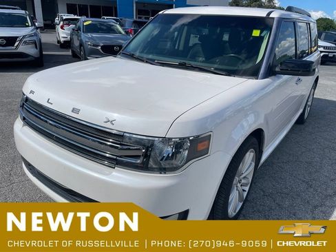 Used 2018 Ford Flex SEL w/ Equipment Group 202A FWD image 3