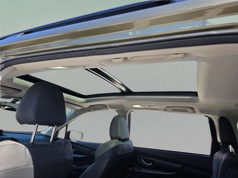 Used 2022 Subaru Ascent Onyx Edition image 18