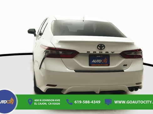 Used 2024 Toyota Camry SE w/ Blackout Package (TMS) FWD image 15