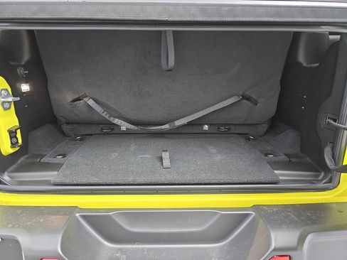 Used 2024 Jeep Wrangler Sport S image 12