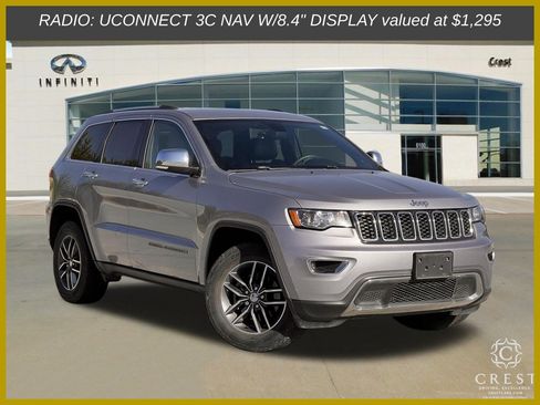 Used 2017 Jeep Grand Cherokee Limited AWD/4WD image 1
