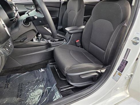Used 2021 Kia Forte FE image 14
