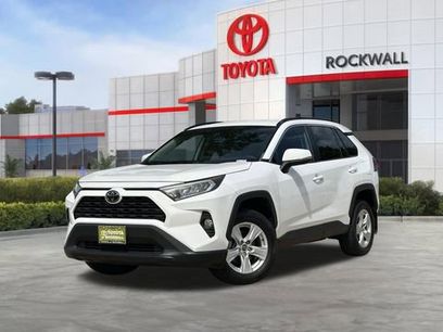 Used 2021 Toyota RAV4 XLE w/ XLE Grade Weather Package
