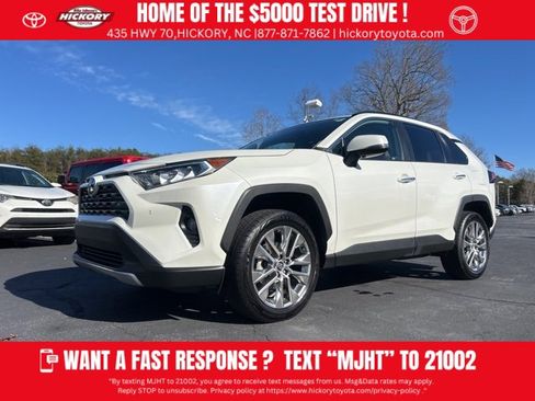 Used 2020 Toyota RAV4 Limited image 1