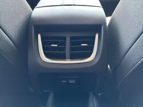 Used 2025 Chevrolet Blazer LT FWD image 23