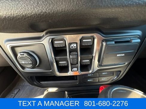 New 2026 Jeep Gladiator Sport AWD/4WD image 25