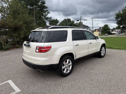 Used 2008 Saturn Outlook XR w/ Premium Trim Package FWD image 5