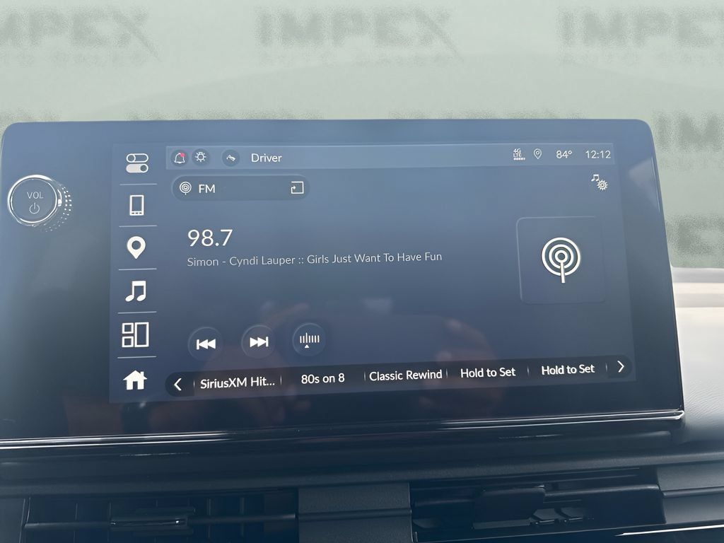 Used 2025 Honda Prologue Touring image 14