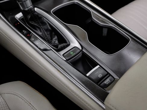 Used 2018 Honda Accord EX-L image 34