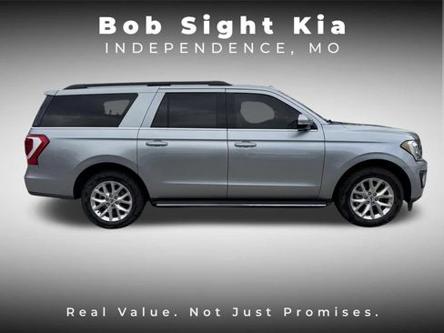 Used 2020 Ford Expedition Max XLT w/ Equipment Group 202A AWD/4WD image 10