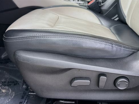 Used 2023 Subaru Forester Limited image 20