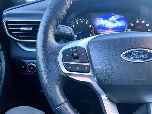 Certified 2023 Ford Explorer XLT w/ Equipment Group 202A image 17