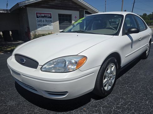Used 2007 Ford Taurus SE FWD image 1