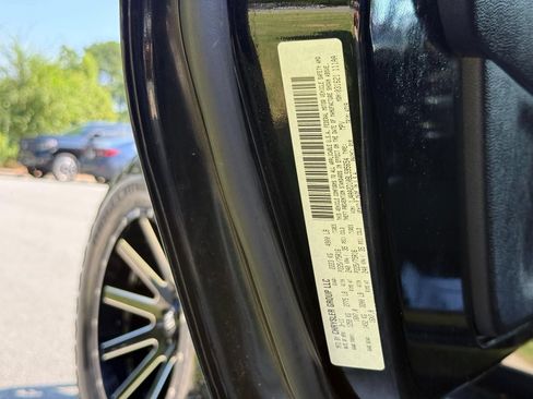 Used 2011 Jeep Wrangler Sport AWD/4WD image 39