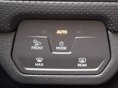 Certified 2026 Volkswagen Atlas SEL AWD/4WD image 25