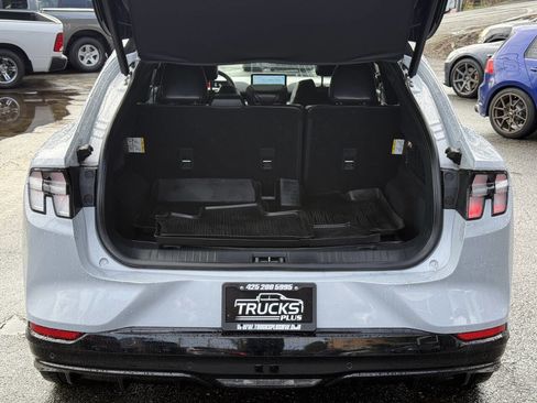 Used 2022 Ford Mustang Mach-E GT image 6