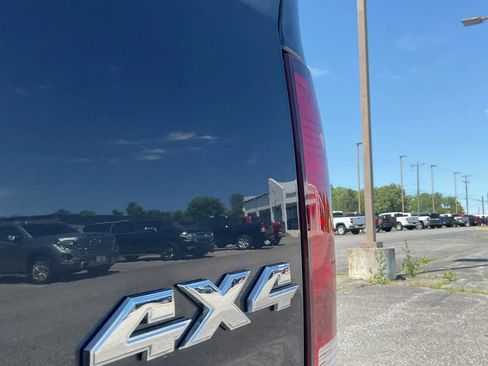 Used 2017 RAM 1500 Classic SLT AWD/4WD image 20