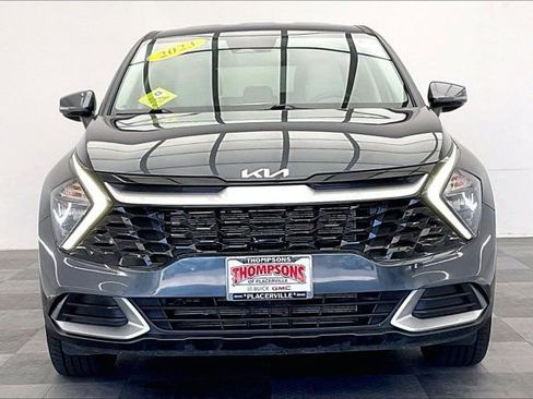 Used 2023 Kia Sportage EX FWD image 2