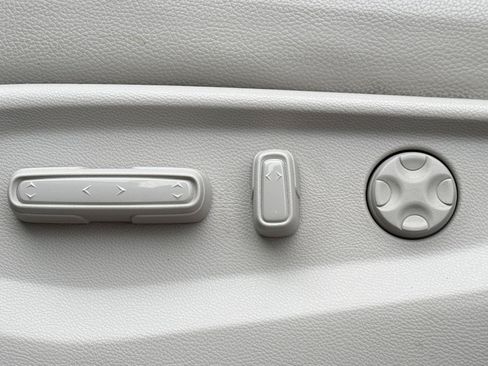Certified 2025 Honda Odyssey EX-L image 11