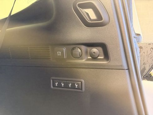 New 2026 Jeep Grand Wagoneer 4WD w/ Premium Group I image 13