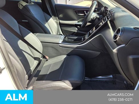 Used 2025 Mercedes-Benz C 300 Sedan image 17