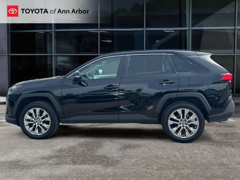 Used 2025 Toyota RAV4 XLE Premium w/ Weather Package AWD/4WD image 10
