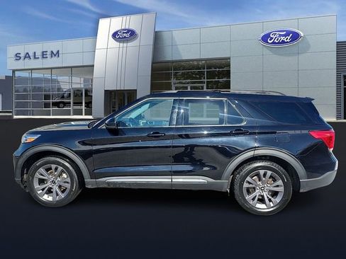 Certified 2023 Ford Explorer XLT w/ Equipment Group 202A AWD/4WD image 6
