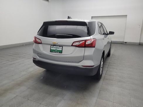 Used 2021 Chevrolet Equinox LS w/ LS Convenience Package FWD image 9