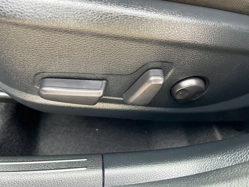 Certified 2025 Kia Seltos EX w/ EX Sunroof Package AWD/4WD image 56