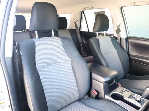 Used 2019 Toyota 4Runner SR5 AWD/4WD image 54