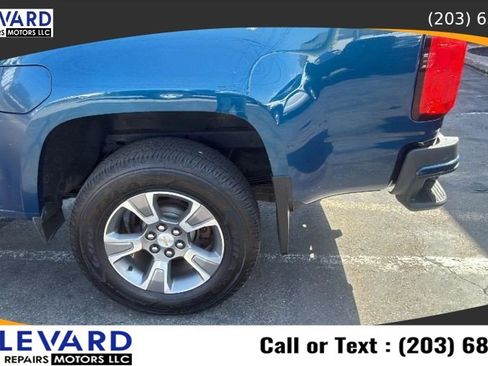 Used 2019 Chevrolet Colorado Z71 AWD/4WD image 10