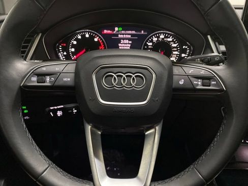 Used 2023 Audi Q5 2.0T Premium w/ Convenience Package AWD/4WD image 41