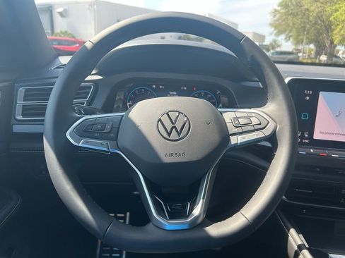 New 2026 Volkswagen Atlas Cross Sport SEL Premium R-Line AWD/4WD image 19