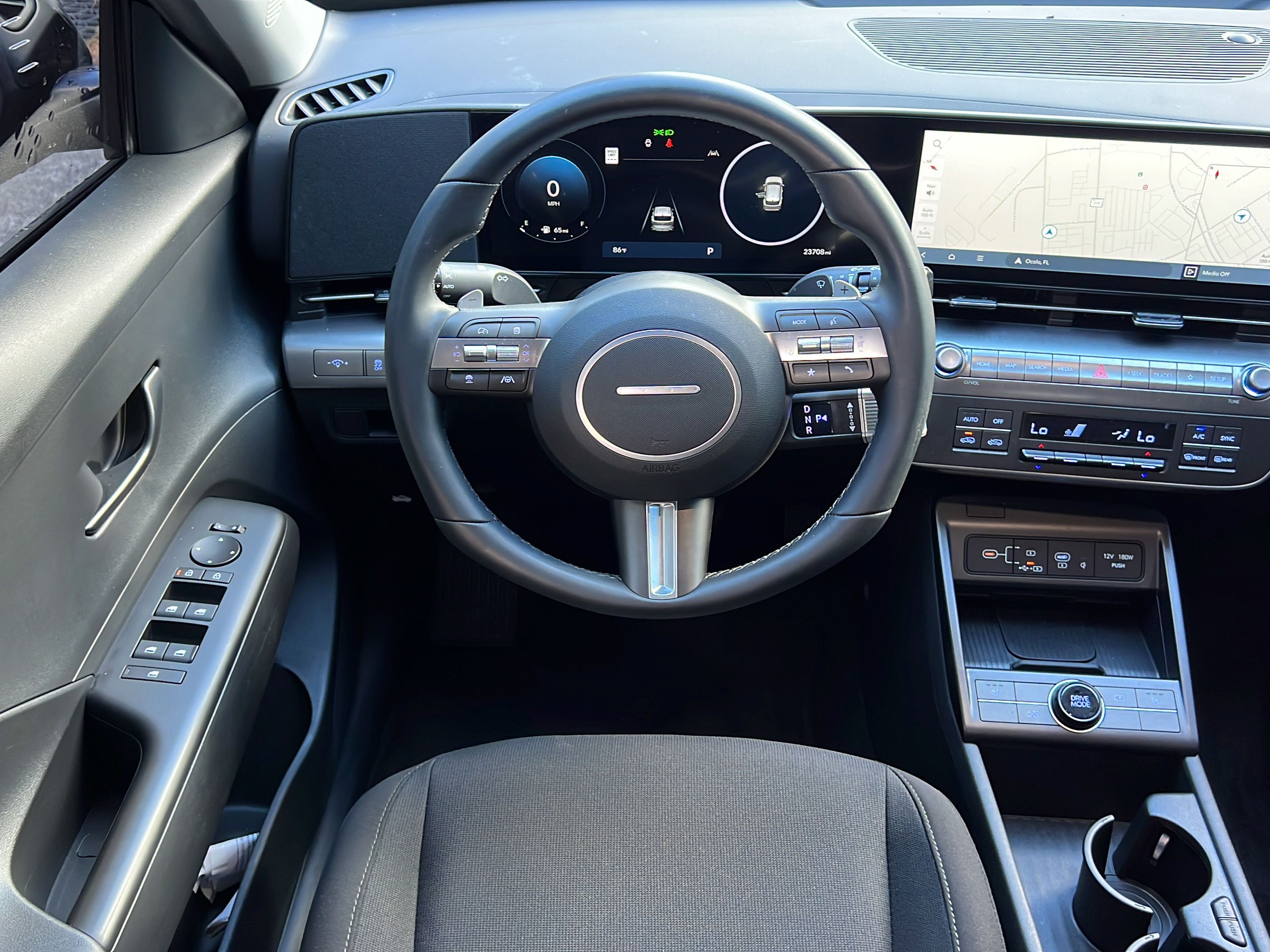Used 2025 Hyundai Kona SEL FWD image 12