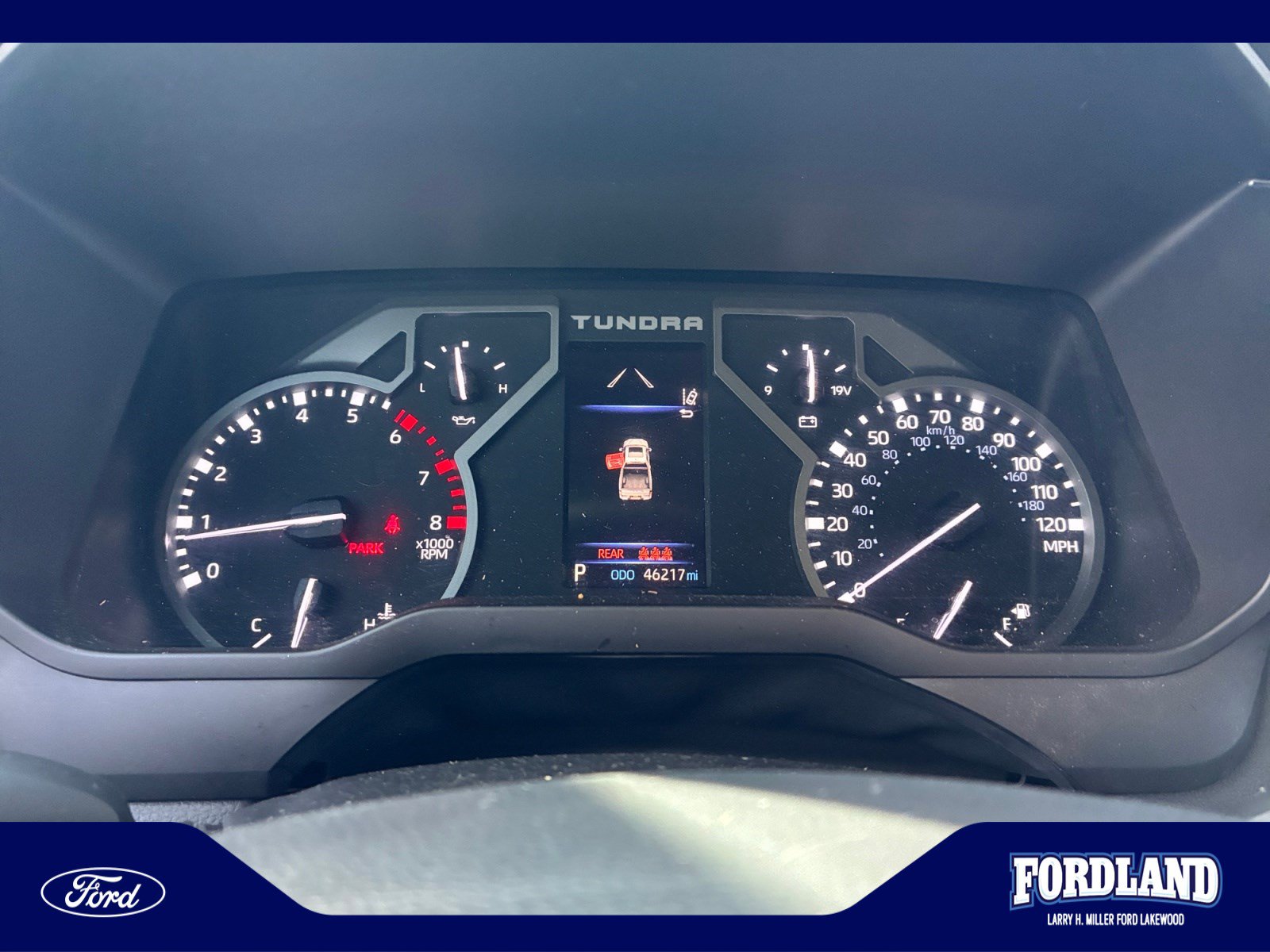 Used 2023 Toyota Tundra Limited w/ TRD Off-Road Package AWD/4WD image 10
